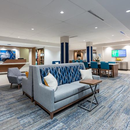 Holiday Inn Express & Suites Vaughan-Southwest By Ihg Exteriér fotografie