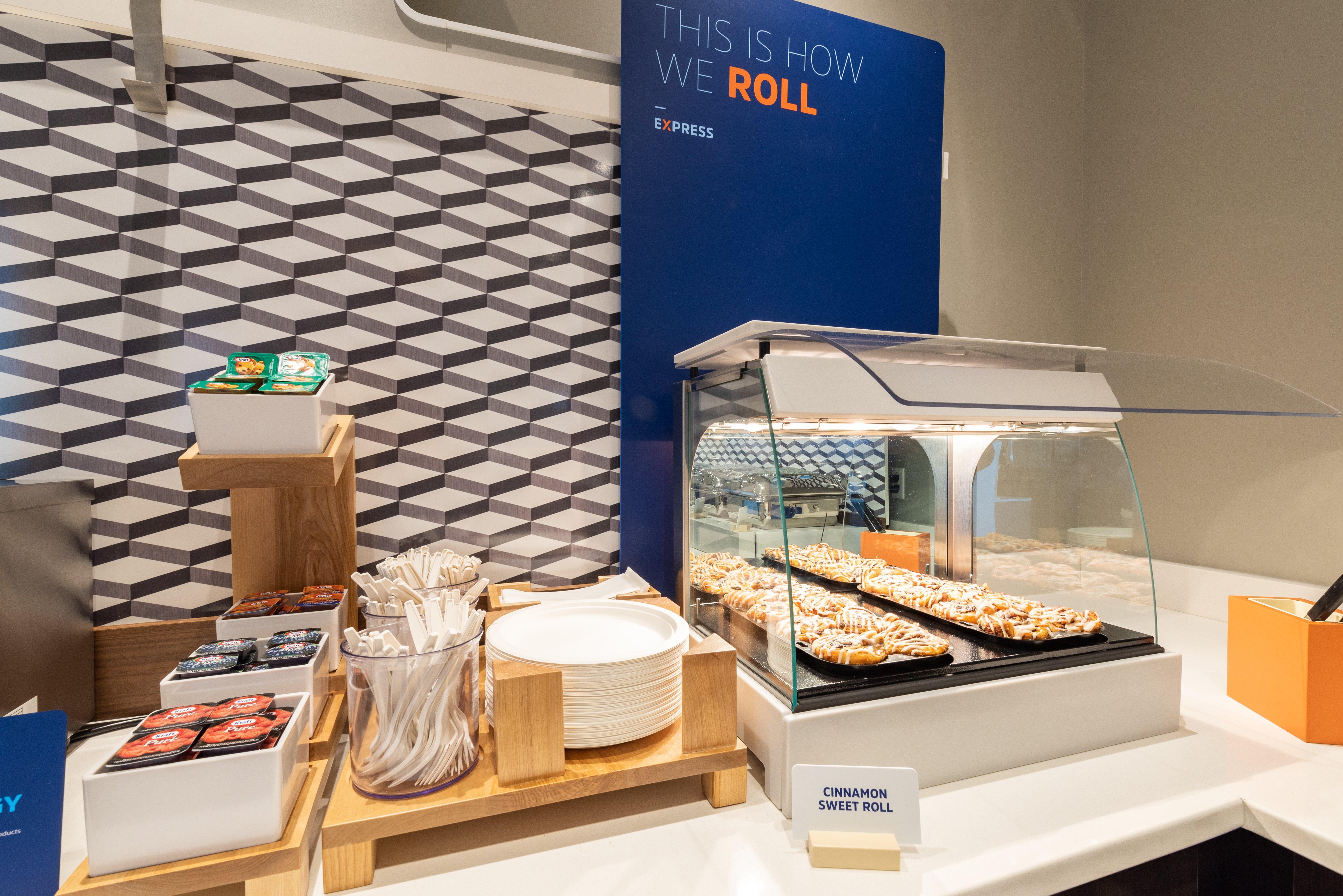 Holiday Inn Express & Suites Vaughan-Southwest By Ihg Exteriér fotografie