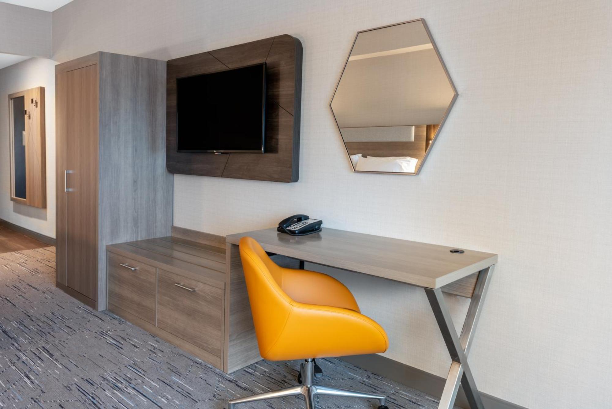 Holiday Inn Express & Suites Vaughan-Southwest By Ihg Exteriér fotografie