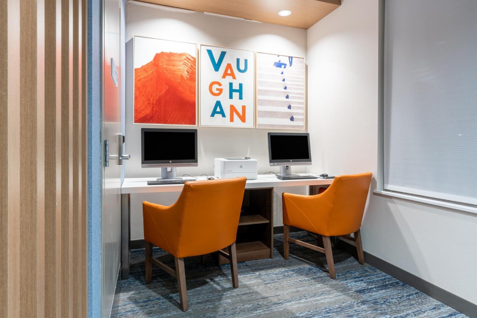 Holiday Inn Express & Suites Vaughan-Southwest By Ihg Exteriér fotografie
