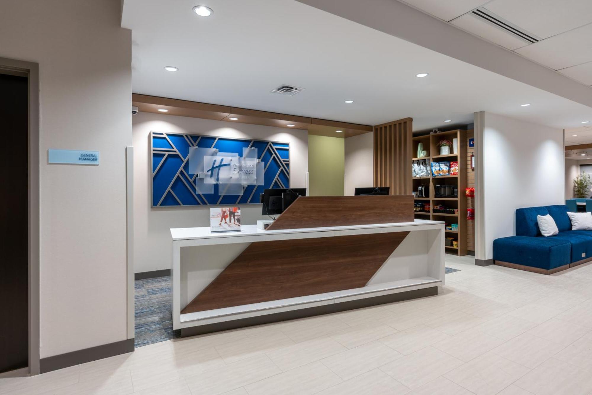 Holiday Inn Express & Suites Vaughan-Southwest By Ihg Exteriér fotografie